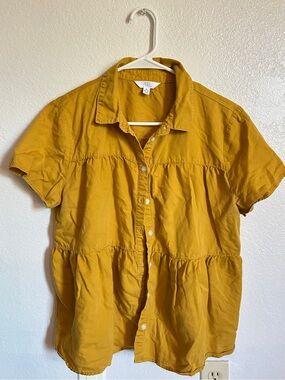 Time and Tru Mustard Yellow Short-Sleeve Button-Front Peplum Shirt